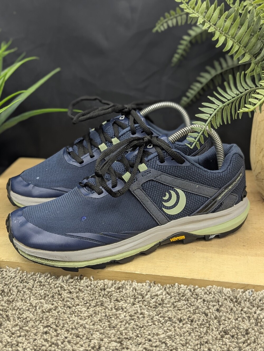 Topo Terraventure 3 Women's Size 8 Running Walking Shoes Casual Comfort